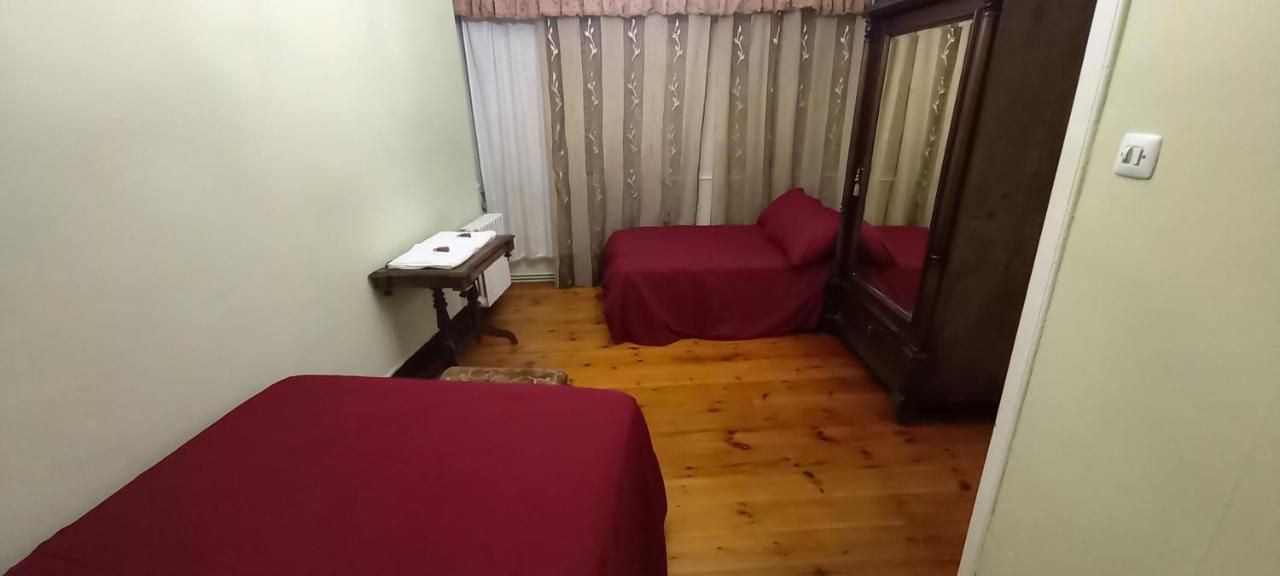 El Bordon De La Casa Batallon Sarria Zewnętrze zdjęcie